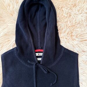 Tommy Hilfiger  Sleeveless hoodie Womens Size Medium Spring collection